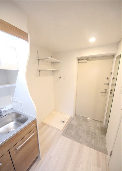 セレニテ難波グランデシュッドの物件外観写真