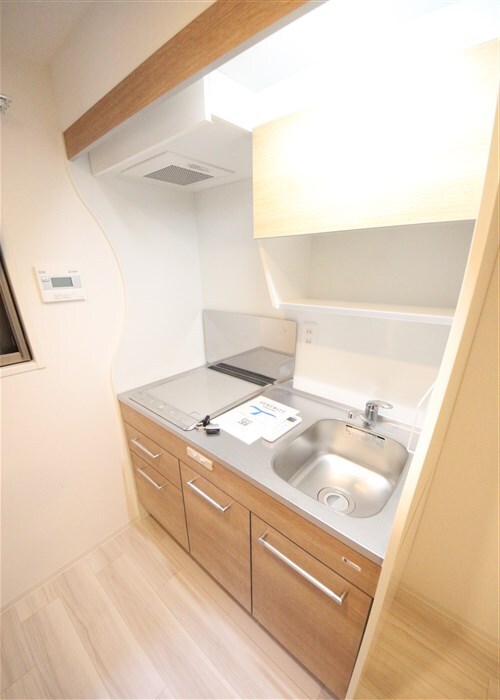 セレニテ難波グランデシュッドの物件内観写真