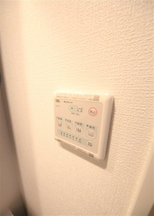 セレニテ難波グランデシュッドの物件内観写真