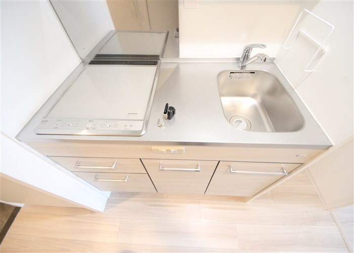 セレニテ難波グランデシュッドの物件内観写真