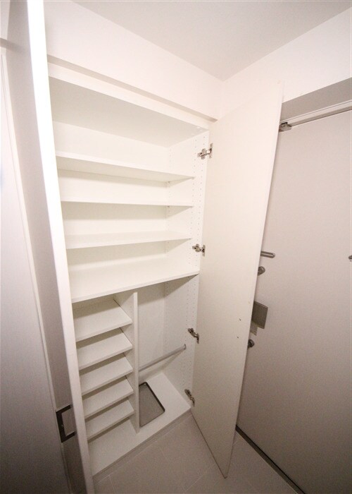 TLRレジデンス本町WESTの物件内観写真