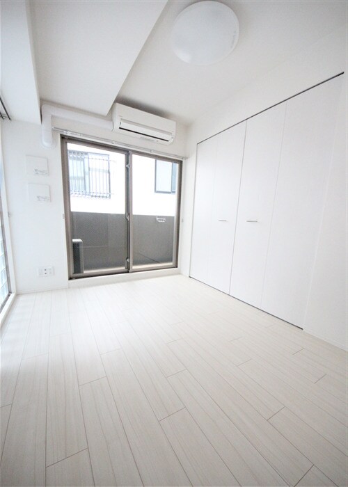 TLRレジデンス本町WESTの物件内観写真