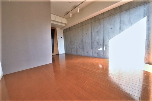 セレニテ日本橋ESTの物件内観写真