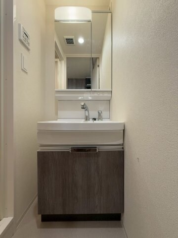 プレサンス東三国駅前グランクラスの物件内観写真