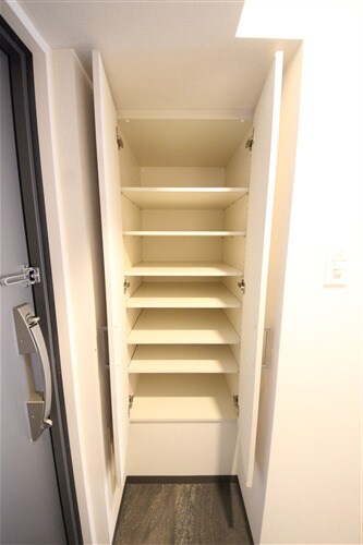 エル・セレーノ大阪天神橋の物件内観写真