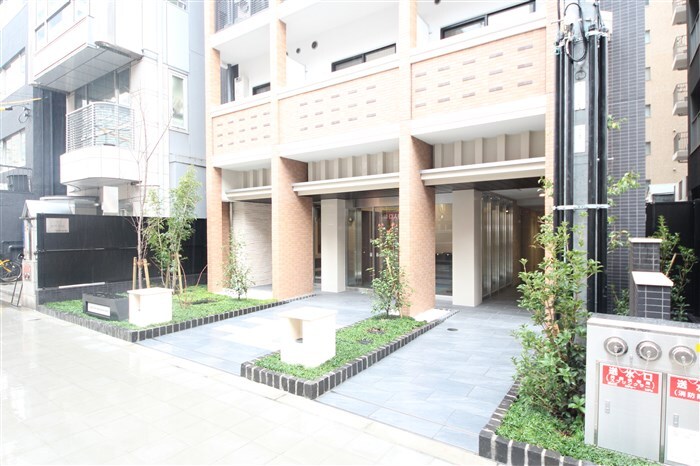 エステムコート心斎橋centralの物件外観写真