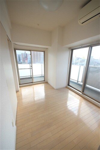 エステムプラザ難波WESTリバークロスの物件内観写真