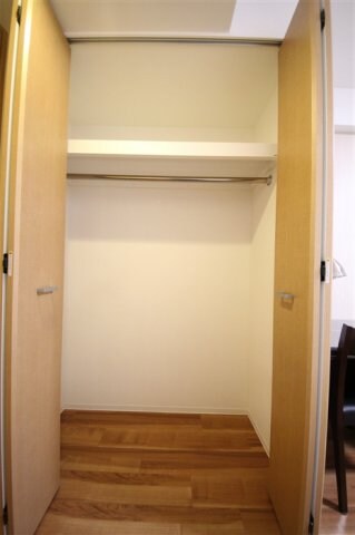 コンフォリア心斎橋EASTの物件内観写真