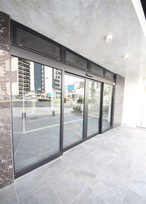 MELDIA CREST TAPP NAMBA-WESTの物件外観写真