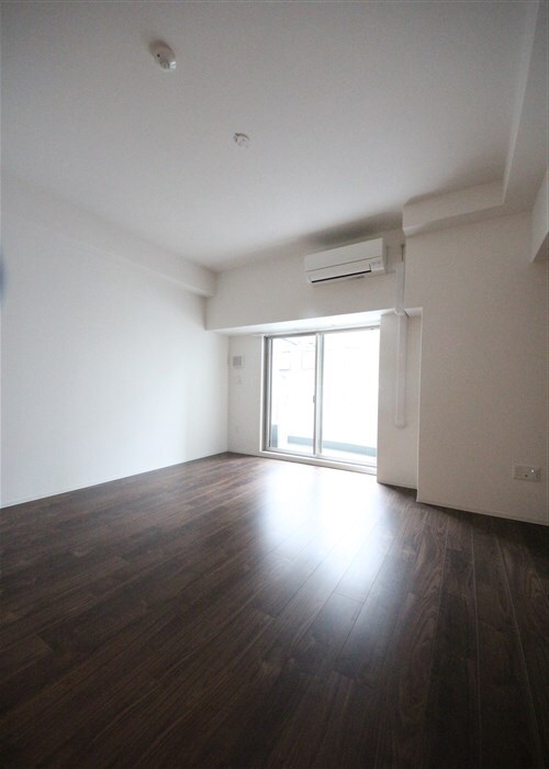 セレニテフラン本町の物件内観写真