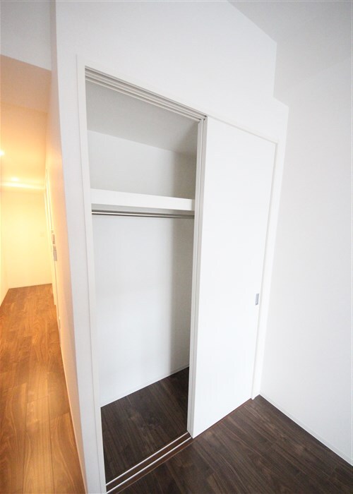 セレニテフラン本町の物件内観写真