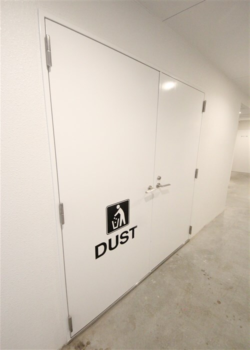 セレニテフラン本町の物件内観写真