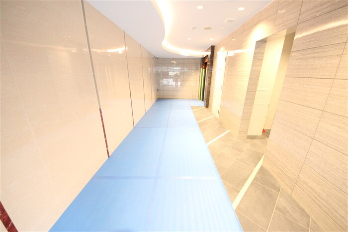 セレニテ堺筋本町プリエの物件外観写真