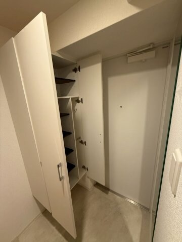 セレニテ堺筋本町プリエの物件内観写真