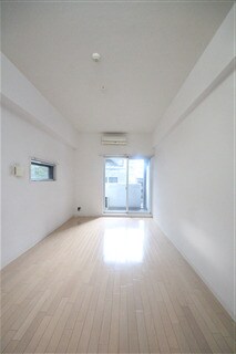 オリエンタル靱本町の物件内観写真