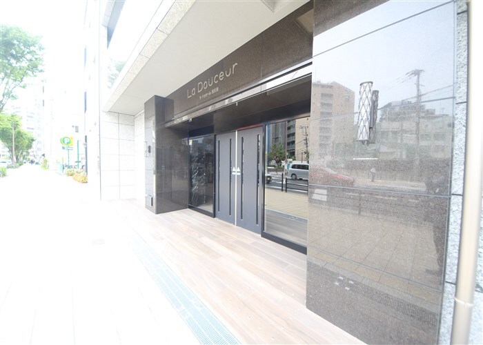 LaDouceur西天満の物件外観写真