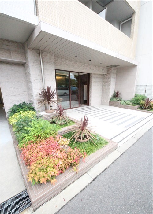 La Douceur桜川の物件外観写真