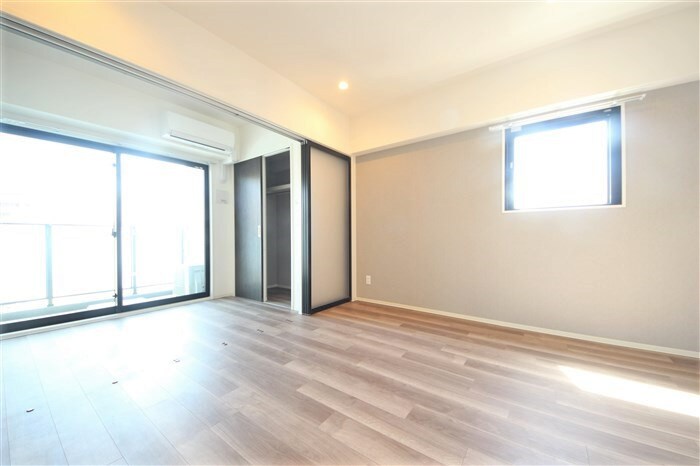 シーズンフラッツ阿波座の物件内観写真