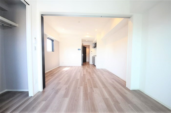 シーズンフラッツ阿波座の物件内観写真