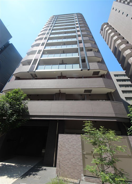 LaDouceur梅田Westの物件外観写真