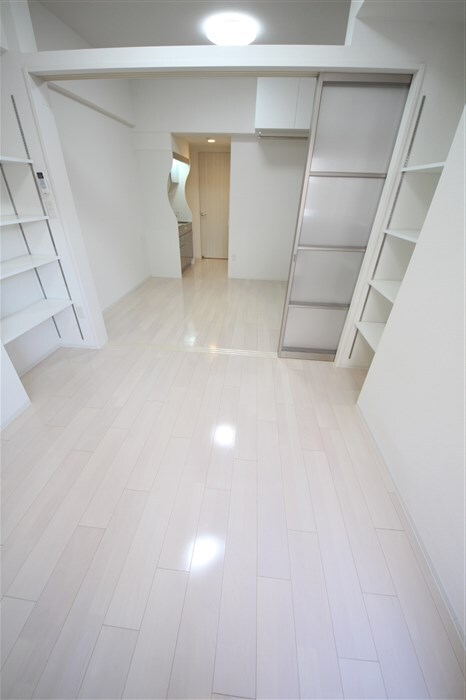 セレニテ梅田ESTの物件内観写真