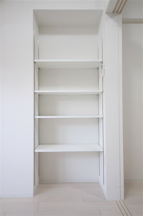 セレニテ梅田ESTの物件内観写真