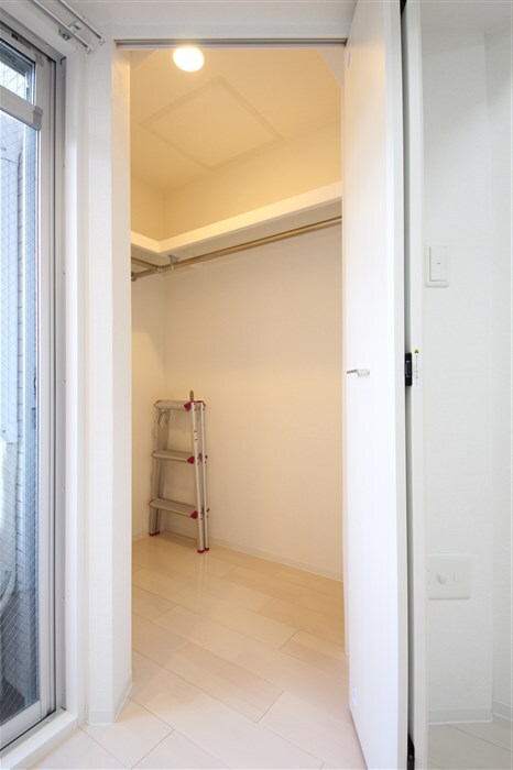 セレニテ梅田ESTの物件内観写真