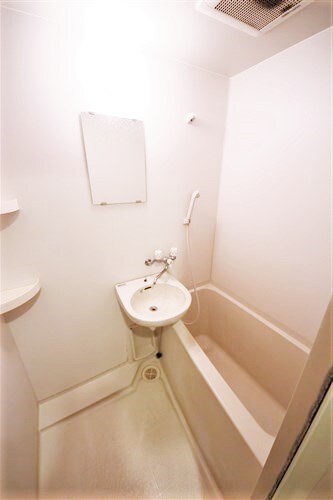 U-ro新大阪の物件内観写真