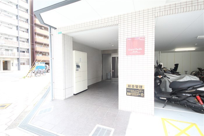 グランパシフィック桜川南の物件外観写真