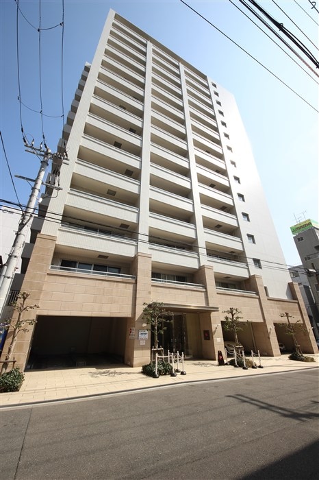 ドゥーエ谷町の物件外観写真