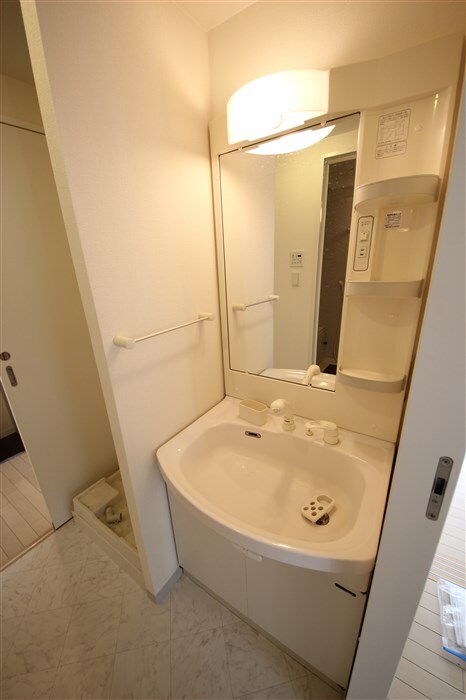 ドゥーエ谷町の物件内観写真