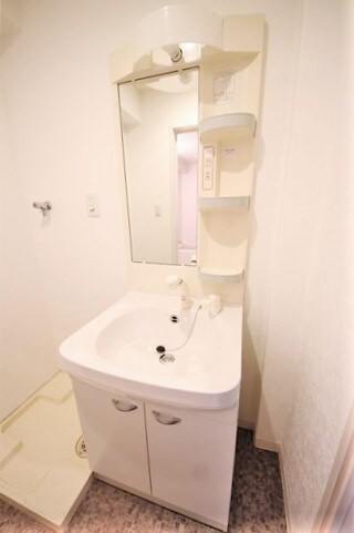 ウインズコート西中島の物件内観写真