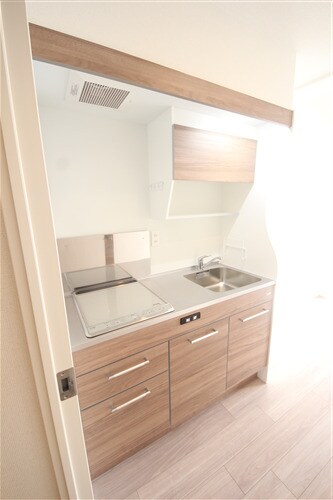 セレニテ福島プリエの物件内観写真