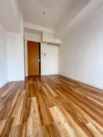 セレニテ本町グランデの物件内観写真