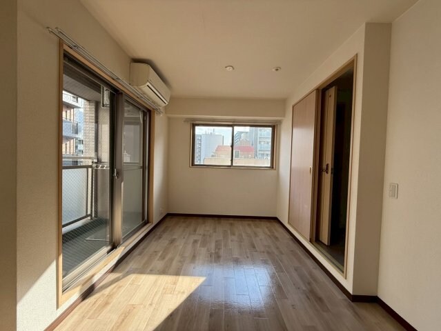 コンフォール南森町の物件内観写真