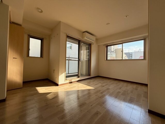 コンフォール南森町の物件内観写真