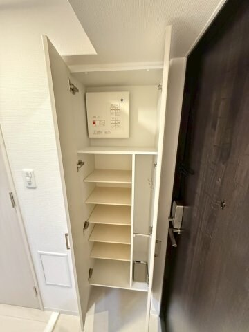 エスリード新大阪ザ・プレミアEASTの物件内観写真