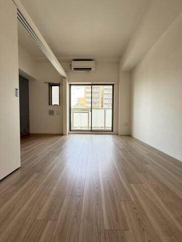 セレニテ難波グランデノールの物件内観写真