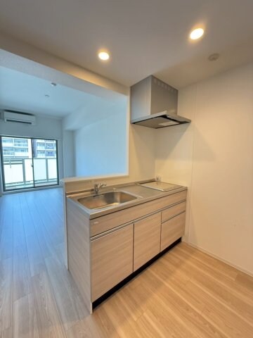 セレニテ難波グランデノールの物件内観写真