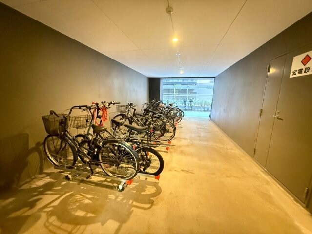 セレニテ難波グランデノールの物件内観写真