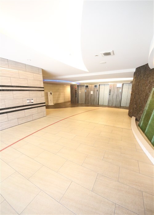 セレニテ本町グランデの物件外観写真