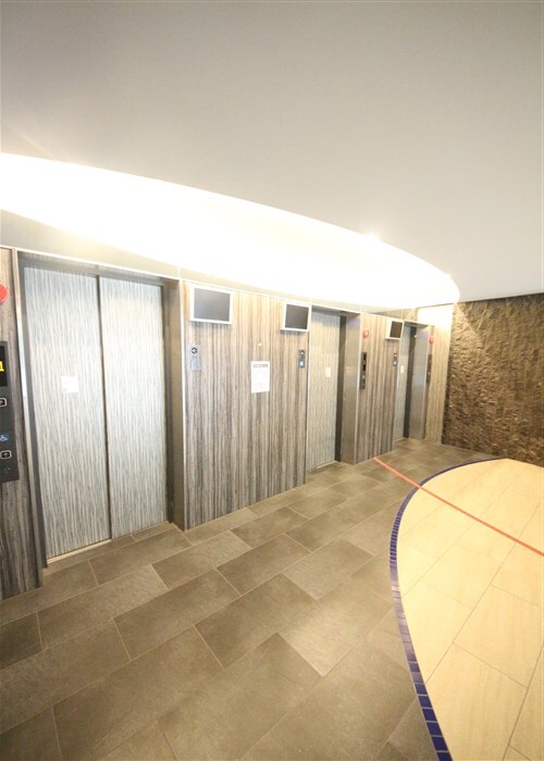 セレニテ本町グランデの物件内観写真