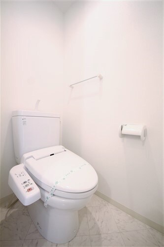 ドゥーエ谷町の物件内観写真