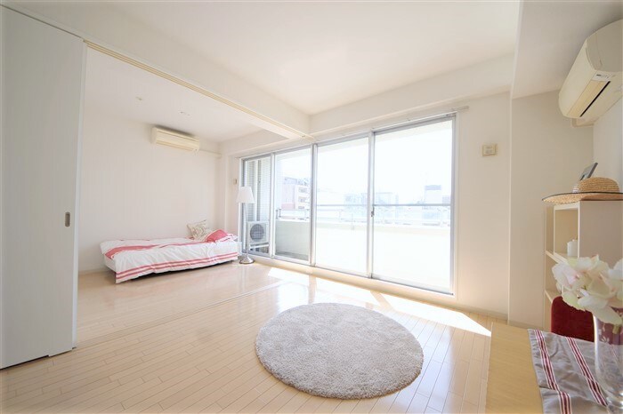 ドゥーエ谷町の物件内観写真