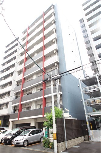 ドムール難波の物件外観写真