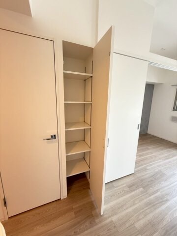 セレニテ難波グランデノールの物件内観写真