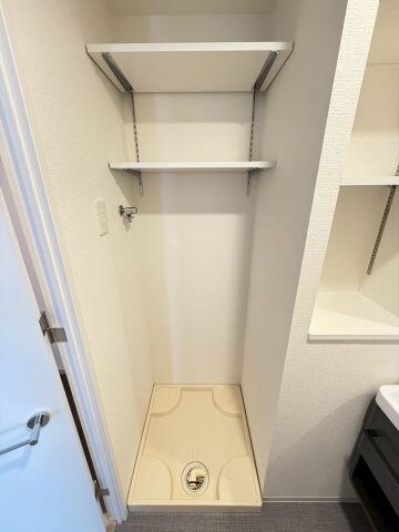 セレニテ難波グランデノールの物件内観写真