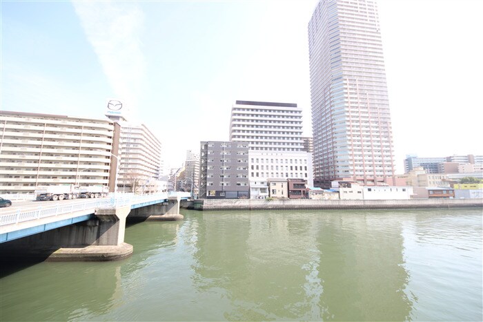 ファーストフィオーレ阿波座アクアの物件内観写真