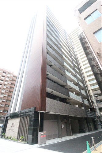 La Douceur谷町の物件外観写真