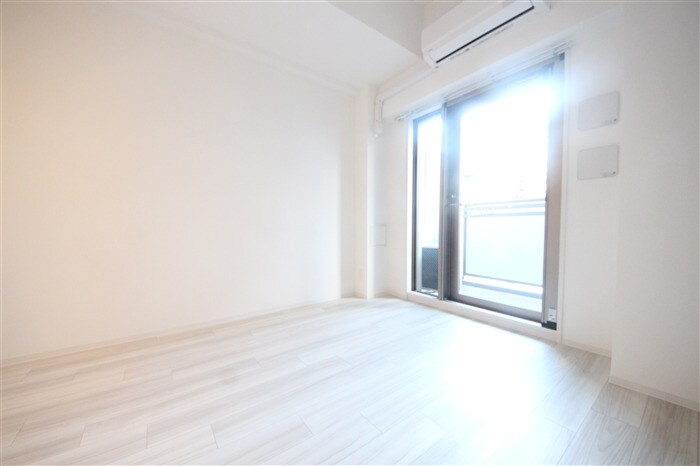 エスリード南森町ラグシスの物件内観写真